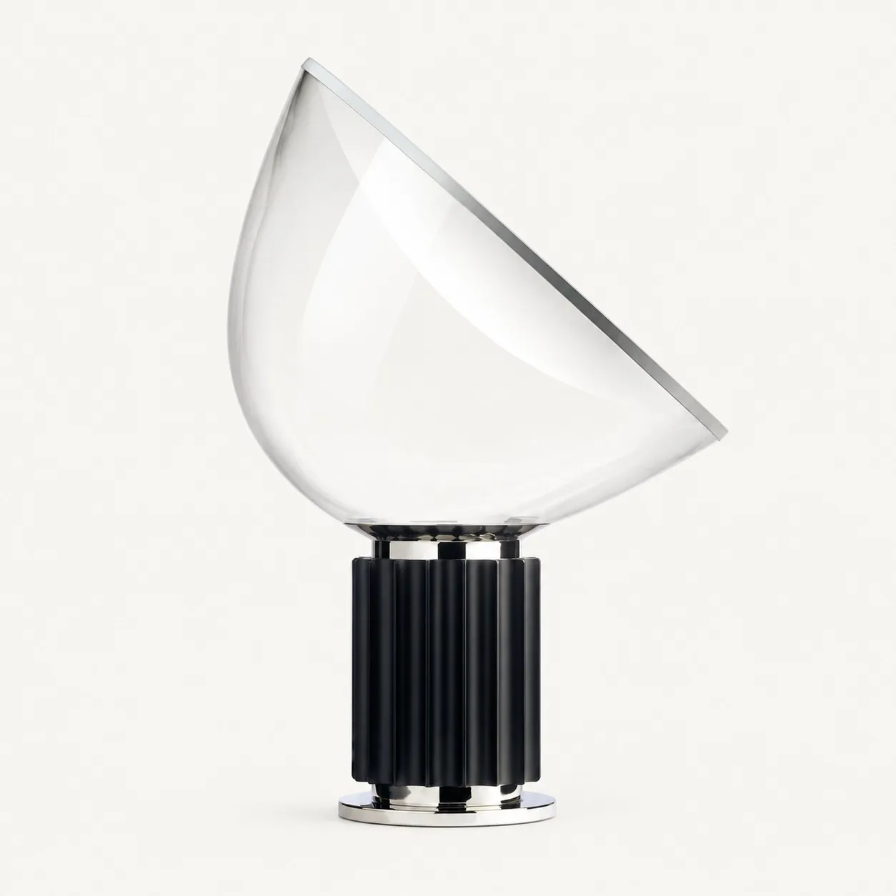Black glass bowl table lamp