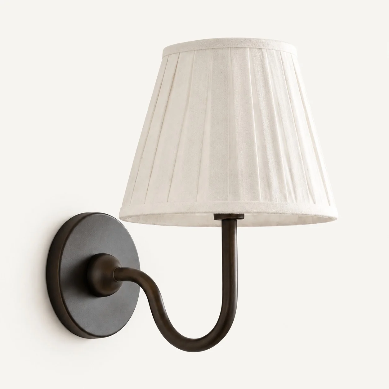 Luvora wall lamp 1 Head · 10 in / 25 cm · Matte Black · White Pleated