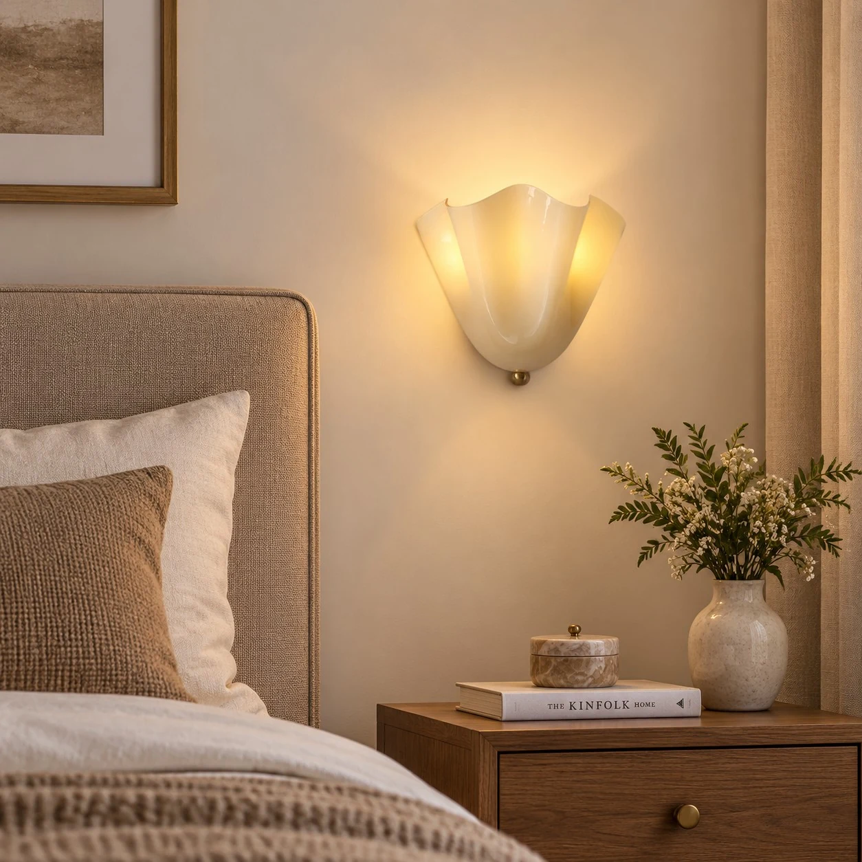 Velora Shell Wall Light — Hand-Blown Glass & Ceramic Sconce — image 2