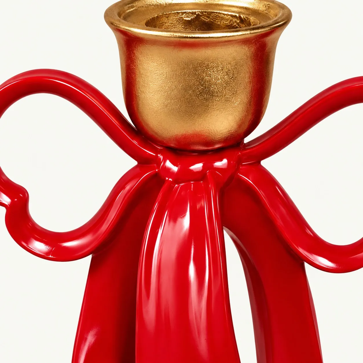 Top view of the ribbon bow candle holder